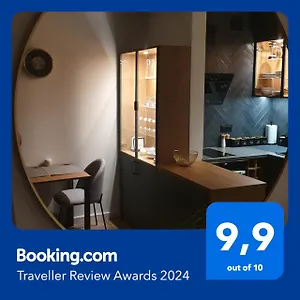  Apartament Between